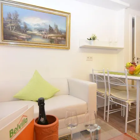 In Sauerland Nahe Winterberg Skifahren *