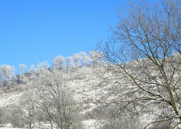In Sauerland Nahe Winterberg Skifahren *